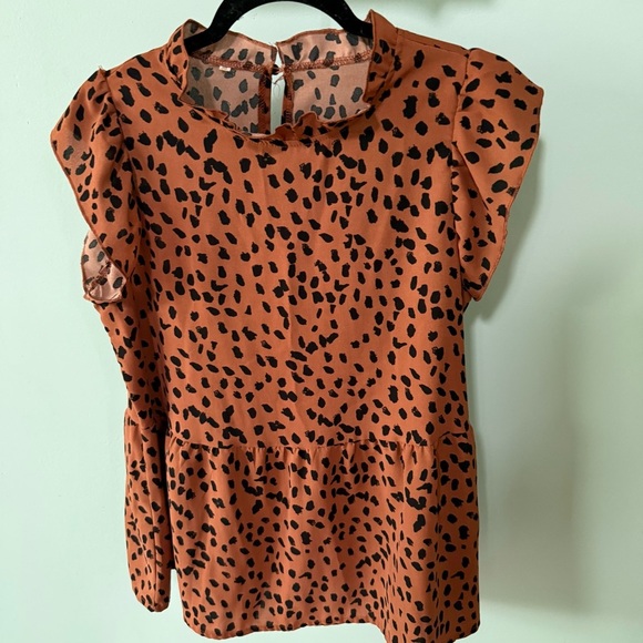 Stylish Women's Rust and Black Leopard Print Cap Sleeve Ruffled Peplum Cheetah M - Picture 4 of 8